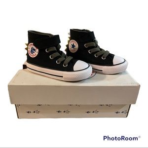 🦖 Dino Converse Size 5c